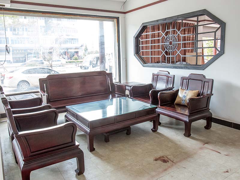 边坝红木家具维修翻新